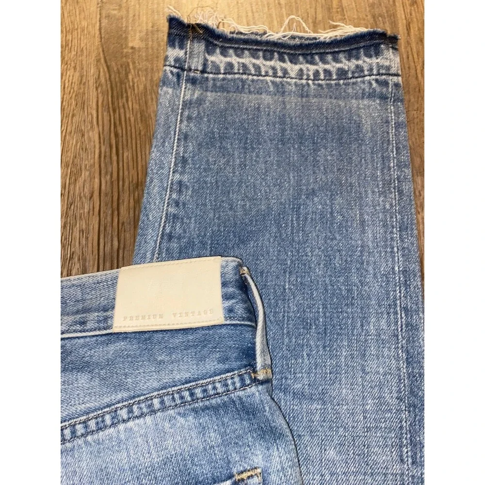 Citizens of‎ Humanity Premium Vintage Lightwash Capris, Size 27